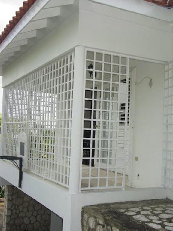 Hill Top Kingston Jamaica Chambre photo